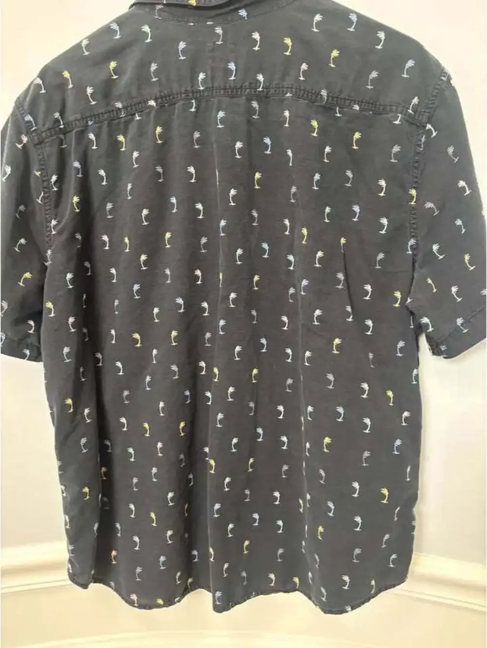 Levi's Palm Tree Print Short Sleeve Button Down Shirt